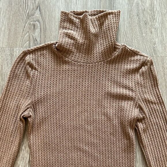 SHEIN Bodysuit  - Picture 3 of 7